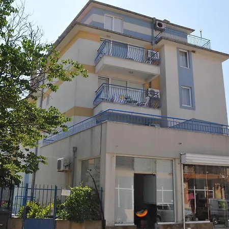 Apartmán одеса 22 *